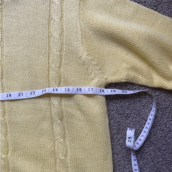 Elegant Cream Cable Knit Sweater Set - Picture 6 of 10